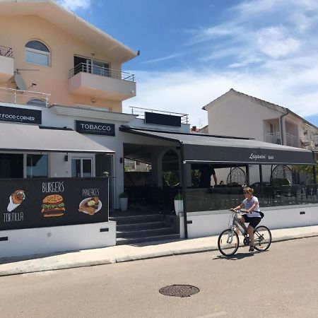 Apartments Villa Marina 罗戈兹尼察 外观 照片