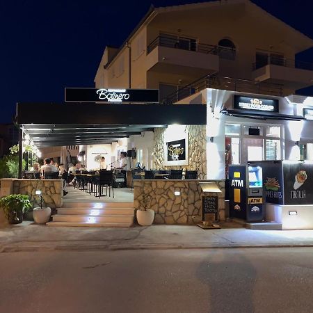Apartments Villa Marina 罗戈兹尼察 外观 照片