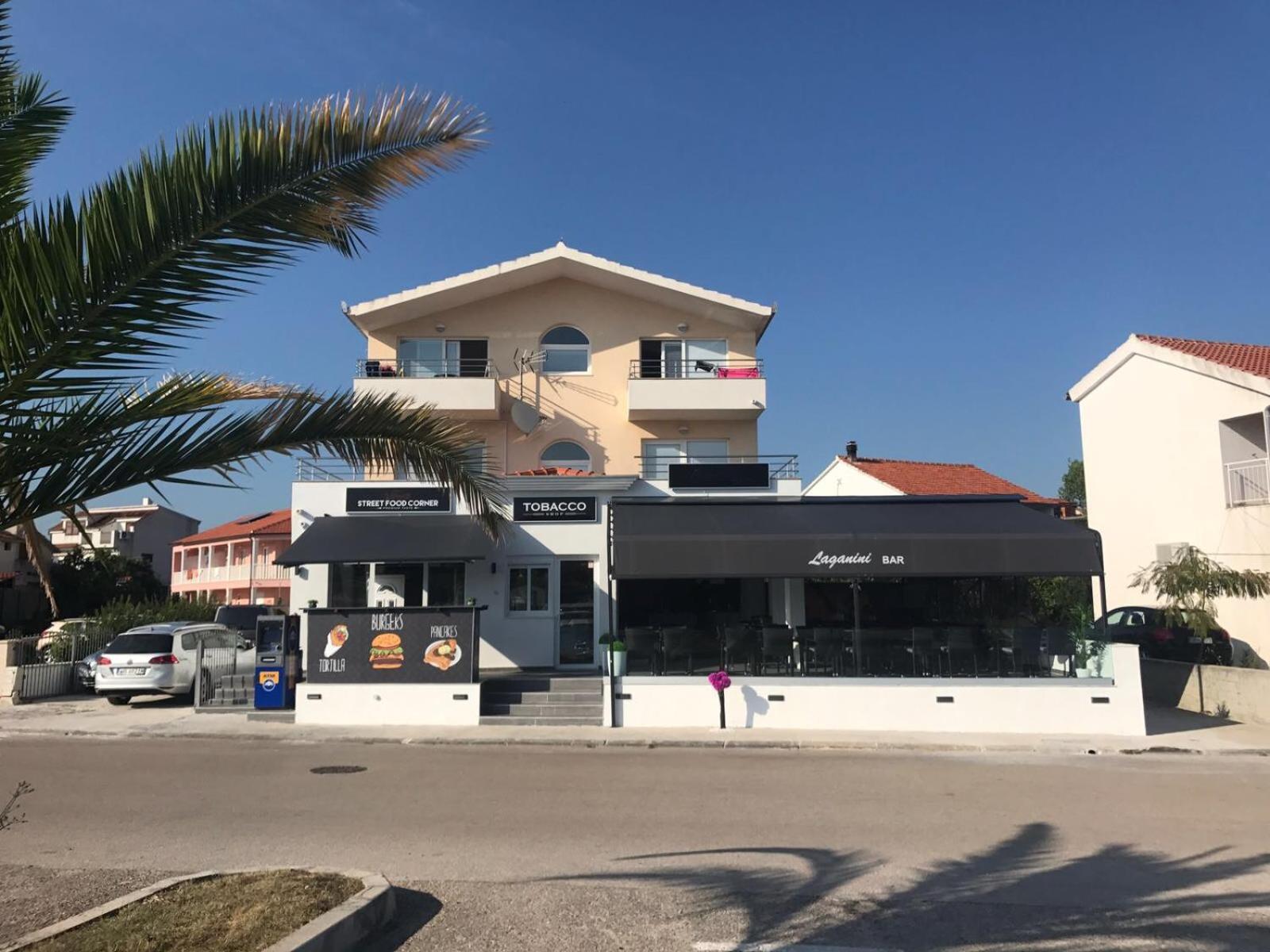 Apartments Villa Marina 罗戈兹尼察 外观 照片