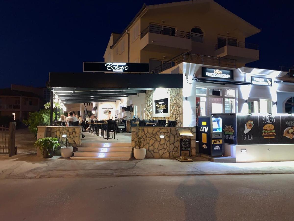 Apartments Villa Marina 罗戈兹尼察 外观 照片